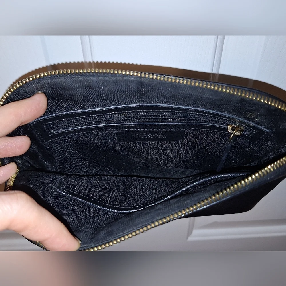 MICHAEL KORS | Black, Gold Shoulder Bag
